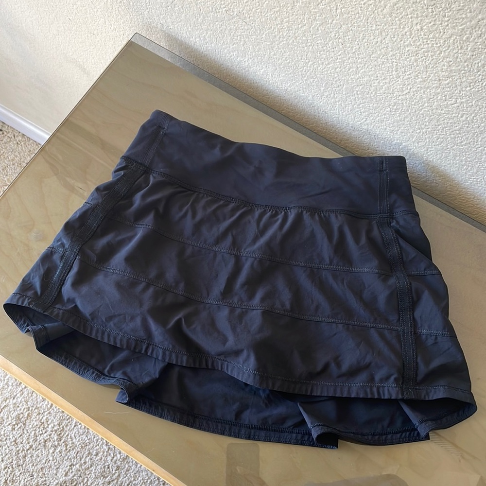 Lululemon Women's Tennis Skirt Pace Rival Mid-Rise Skirt - Black - Size 2